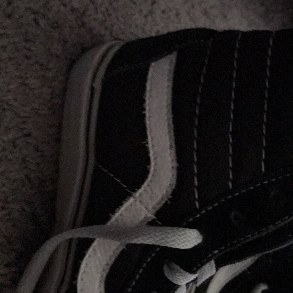 Vans - Picture 3 of 3